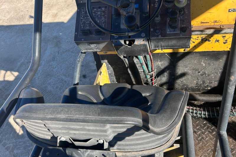 OmecoHub - Immagine DYNAPAC F121-4W